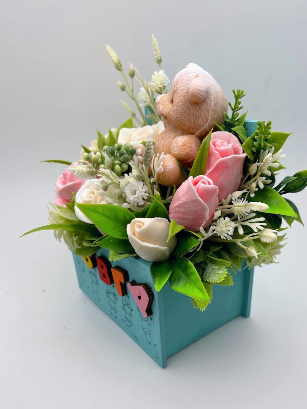 Букет из мыла для учителя Азбука