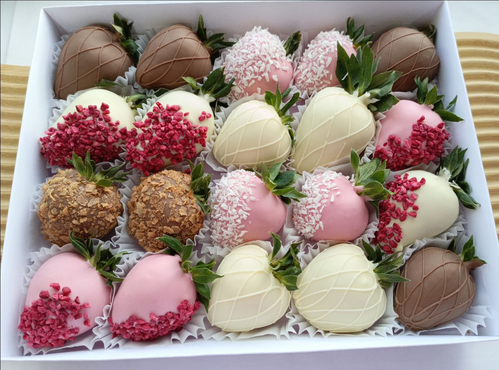 Клубника в шоколаде набор " Шоколадный"