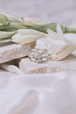 Кольцо «Мозаик» с овальным зеленым кварцем и сердечком белый циркон