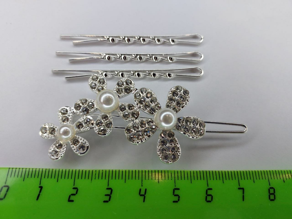 Набор заколка и три невидимки "Цветок". Для всех типов волос. Женская. Цвет серебро