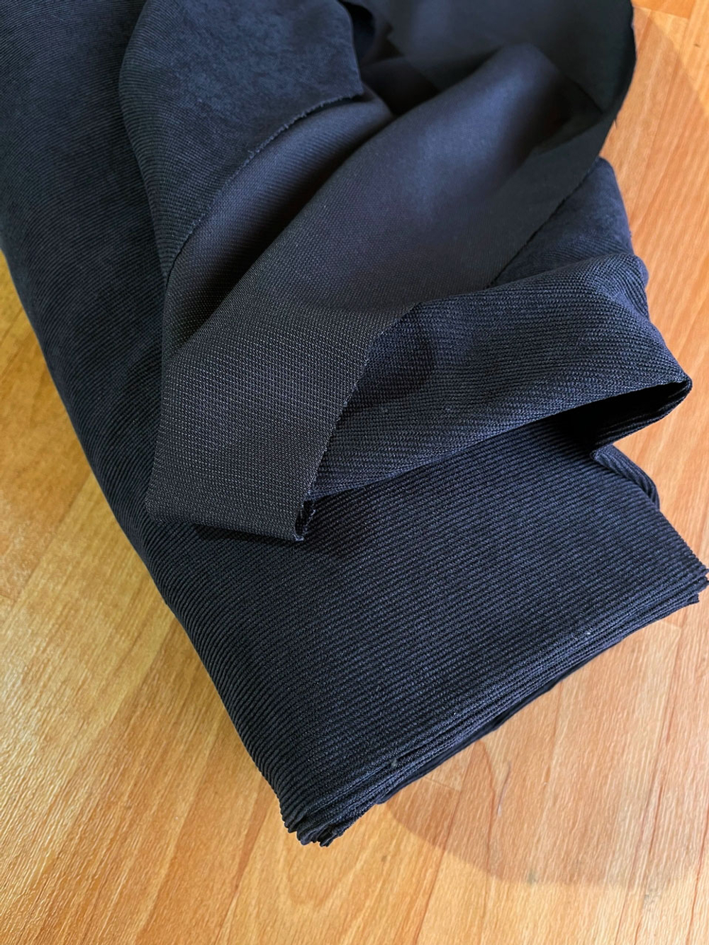 ГРАФИТ - Микровельвет (встречаются разводы и пятнышки около кромки, все отстирывается!)