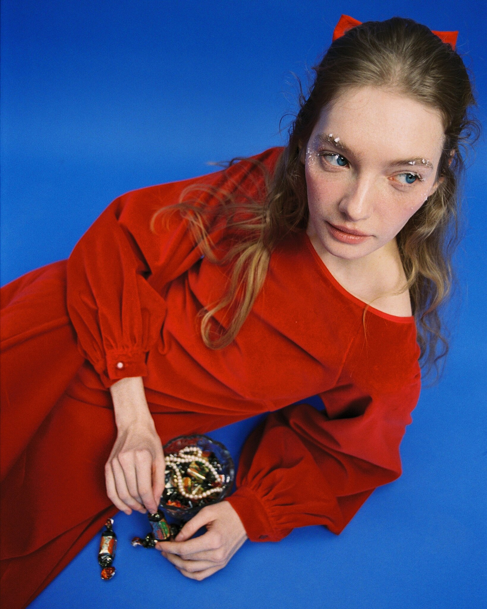 Платье с запахом на спине и длинным рукавом из бархата "Заветное желание"