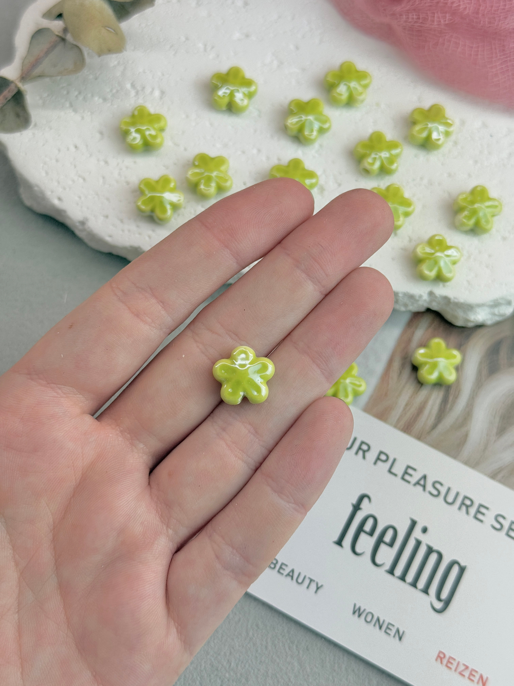 Керамические бусины, 12 мм, «Цветочек», лайм, 10 штук