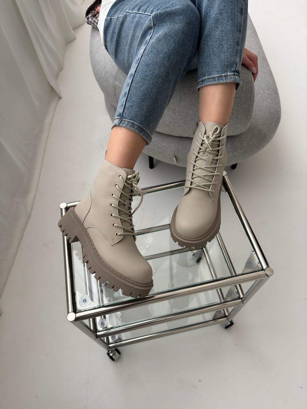 Ботинки из натуральной кожи