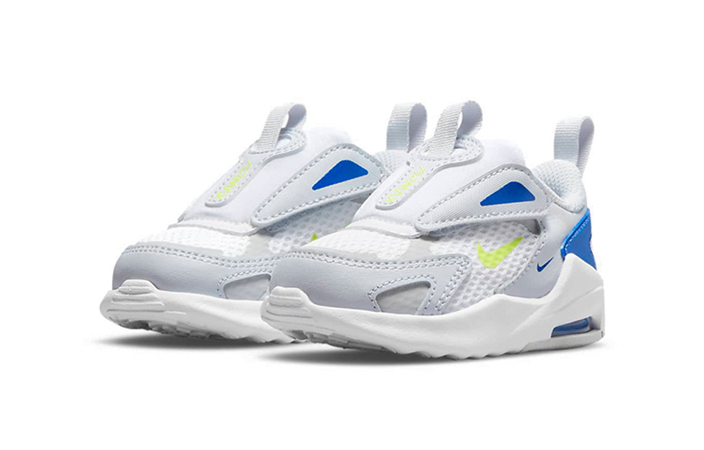 Baby Nike Air Max Bolt deconstructs the trend of low-cut toddler shoes gray, white and blue