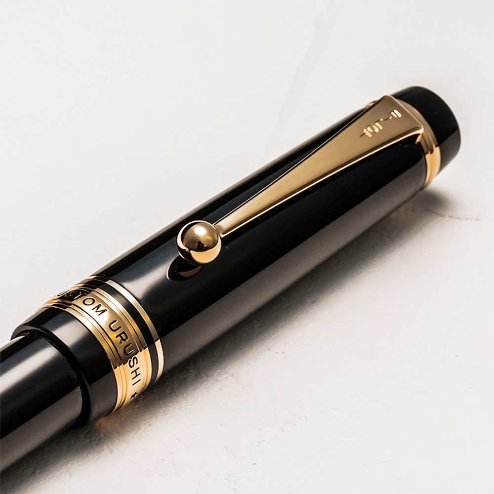 Шариковая ручка Pilot Custom Urushi Black