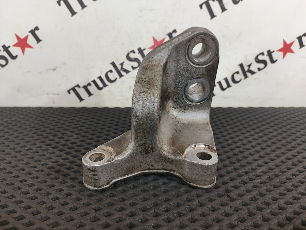 Кронштейн двигателя задний