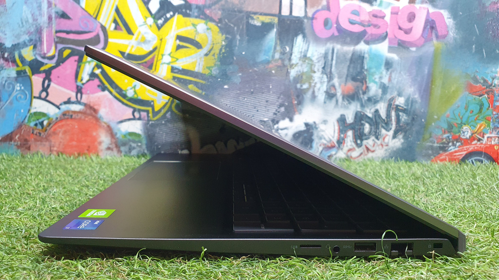 Ноутбук DELL i7-11/16Gb/MX330 2Gb/FHD/Vostro 3500 3500-6190/Windows 10