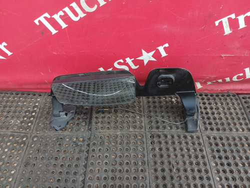 Кронштейн зеркала бокового правого 2024г