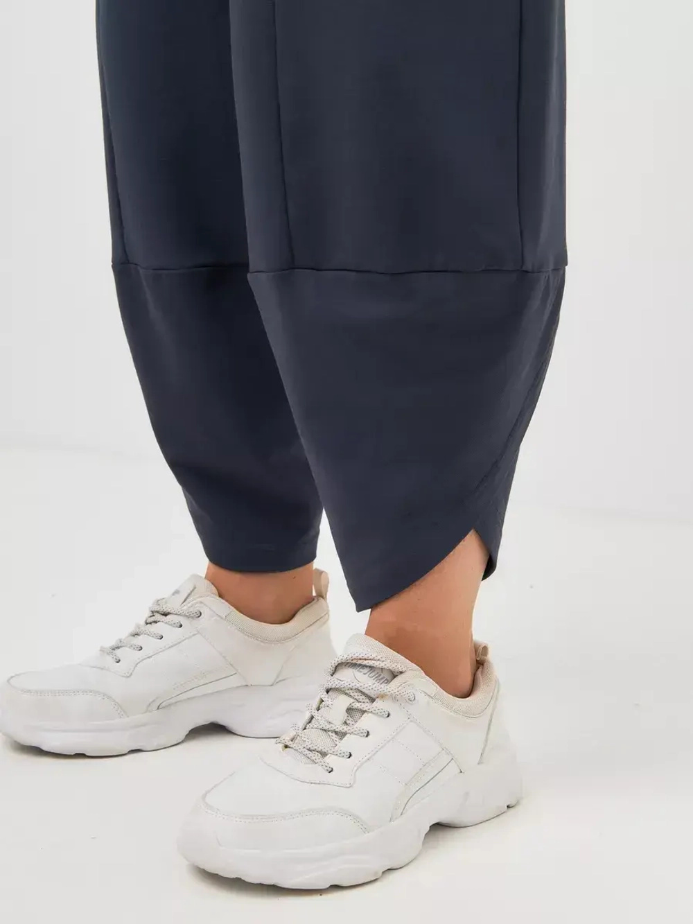 Брюки бананы трикотажные