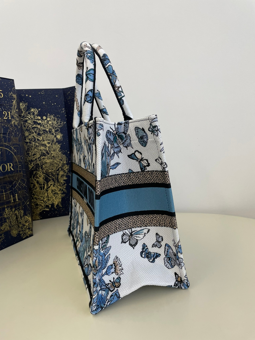 Christian Dior Book Tote 36 cm