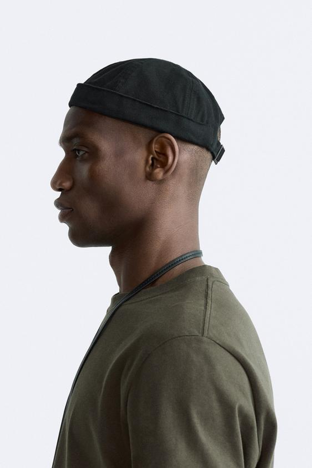 ZARA КЕПКА БЕЗ КОЗЫРЬКА, ЧЕРНЫЙ