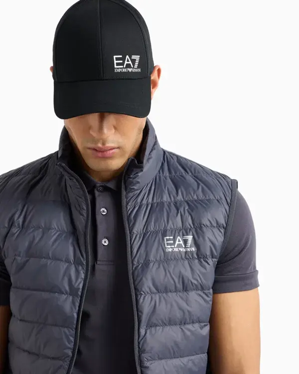 Кепка EA7