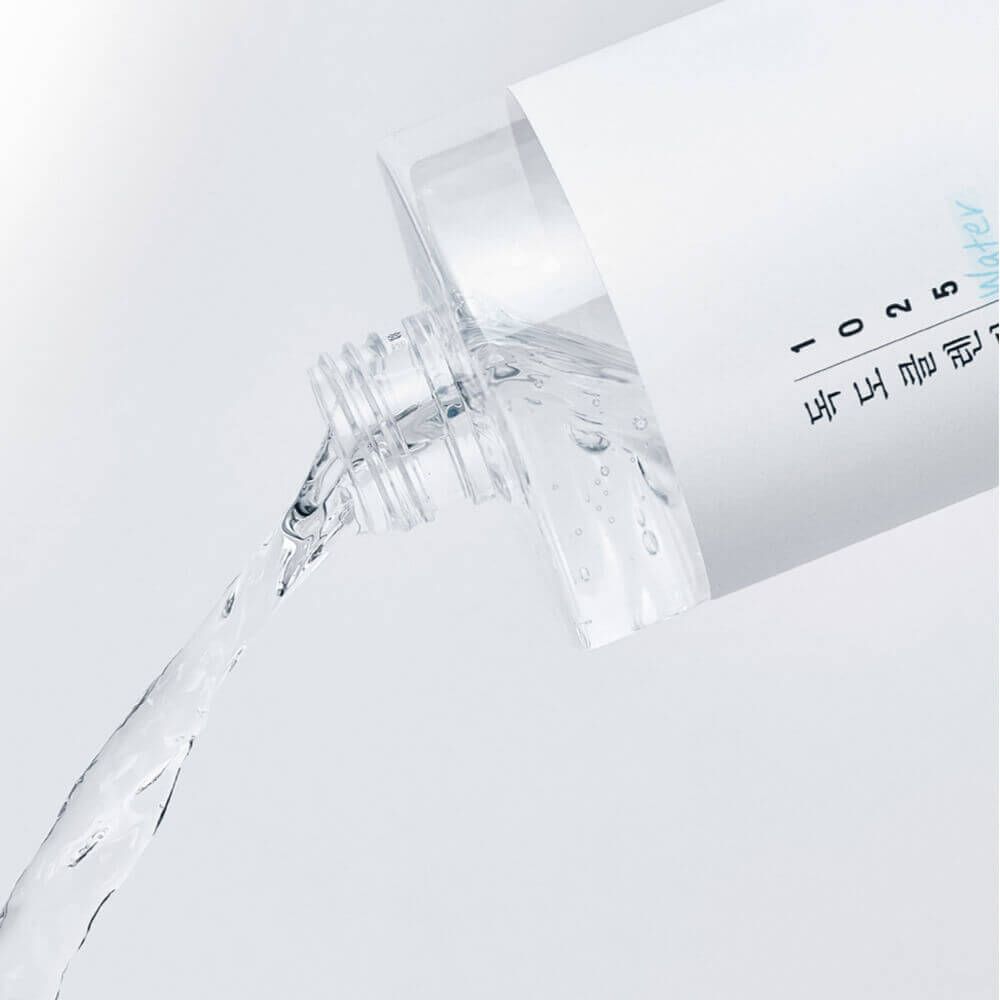 Мягкая мицеллярная вода для снятия макияжа Round Lab 1025 Dokdo Cleansing Water 400 мл