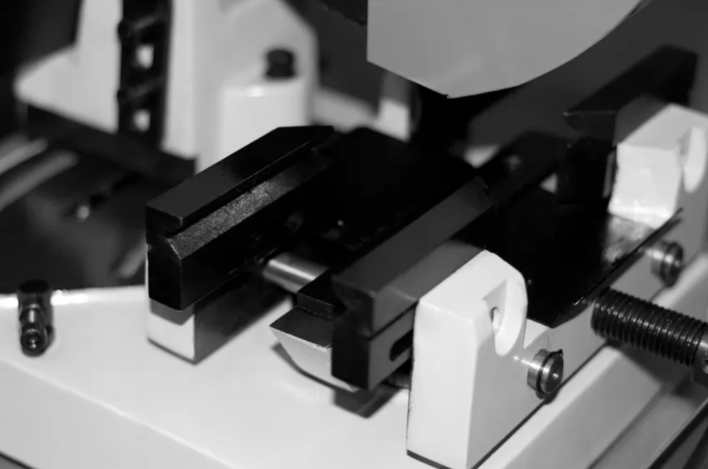 Маятниковая отрезная пила Stalex CS-225