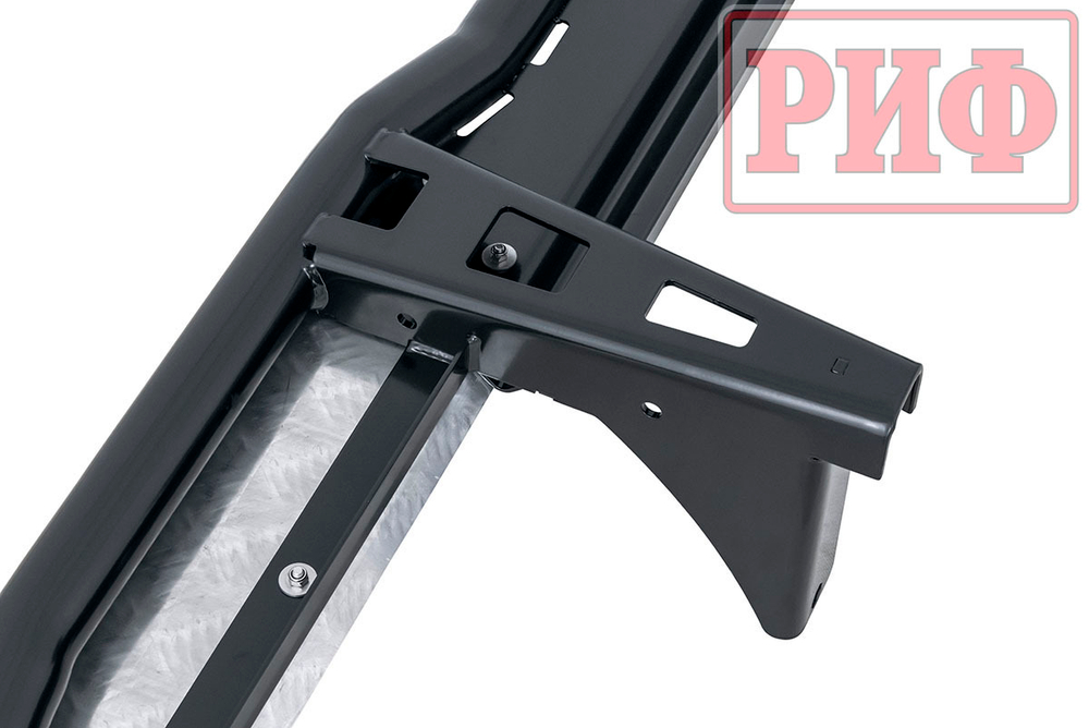 Пороги силовые Toyota Hilux 2015+ РИФ