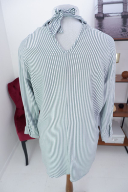 Блузка Ostin в полоску 52 размер