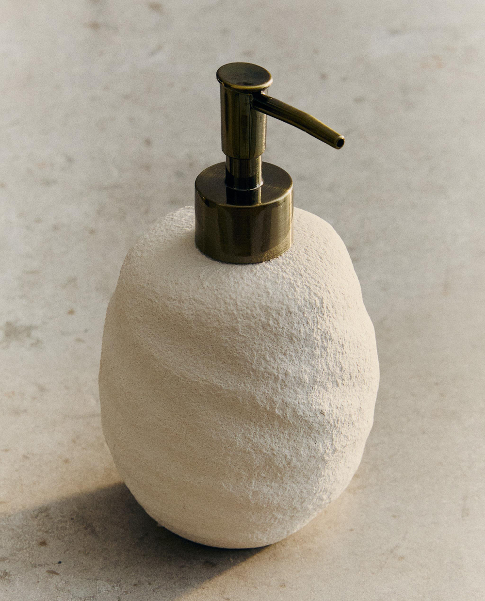 Zara Home дозатор для жидкого мыла, керамика, экрю
