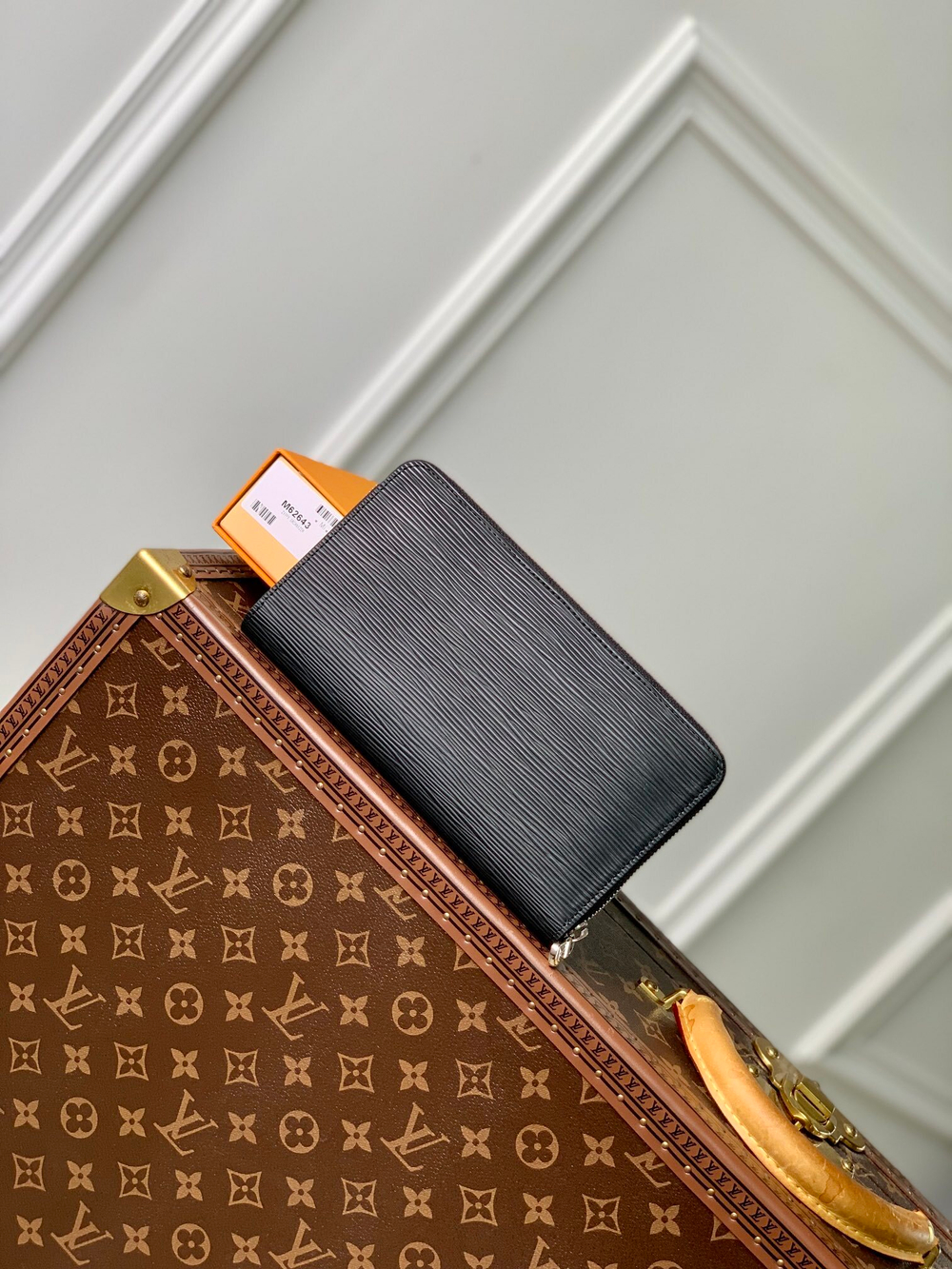 Louis Vuitton Zippy Organizer