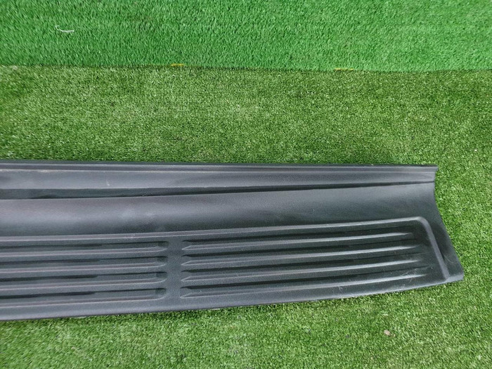 Накладка заднего бампера Lexus LX 3 (2015-2023)