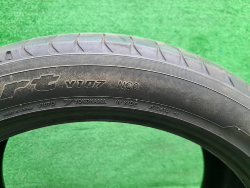 Шина Комплект 325/35 ZR22 Yokohama Advan Sport
