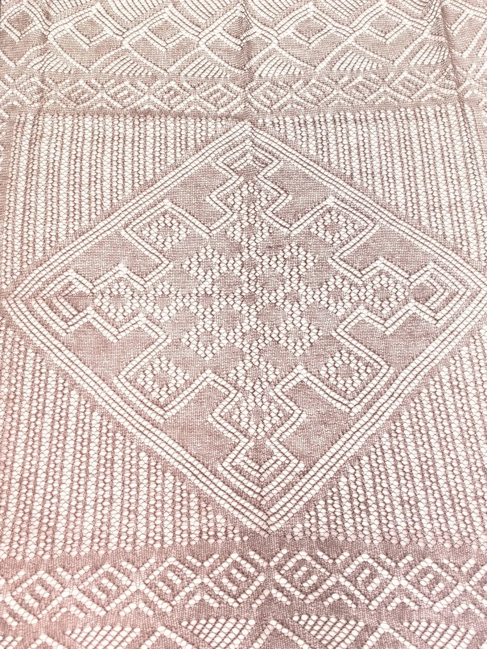 Оренбургский пуховый платок-паутинка А100-06 магнолия