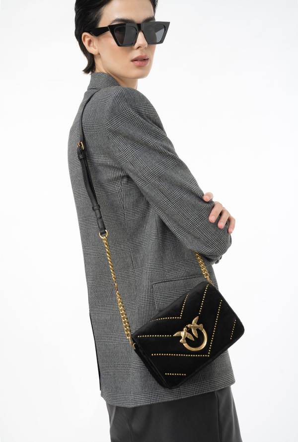 CLASSIC LOVE BAG CLICK IN VELVET WITH STUDS - black