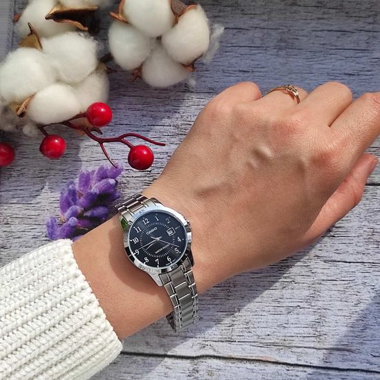 Наручные часы Casio LTP-V004D-1B