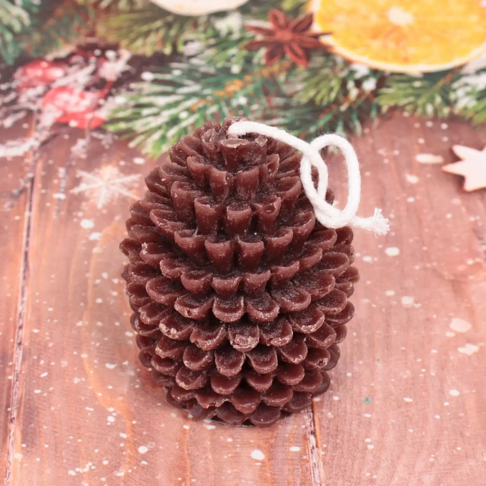 Свеча «Лесная шишка» 7*4 см (64 гр), (упаковка 7*7*7 см)