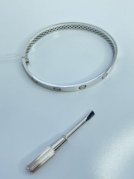 Браслет с отверткой