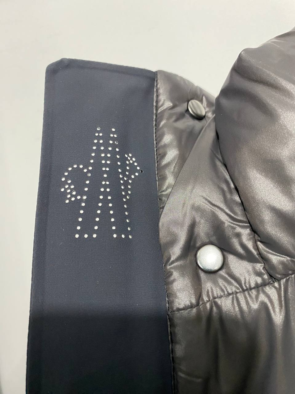 Пуховик Moncler