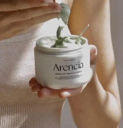 Arencia Fresh Green Rice Mochi Cleanser очищающее средство с зелёным чаем и центеллой