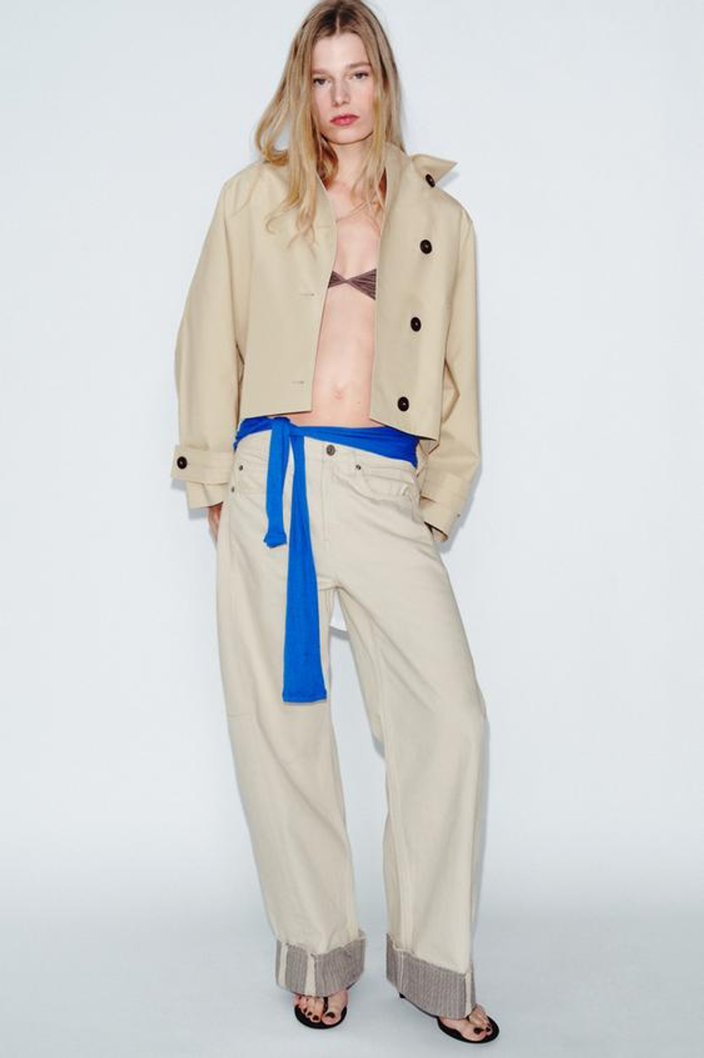 КОРОТКИЙ ВОДОНЕПРОНИЦАЕМЫЙ ТРЕНЧКОТ ZW COLLECTION - ZARA