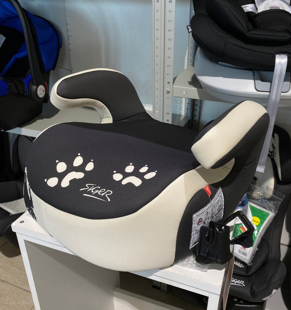 Детское удерживающее устройство SIGER "БУСТЕР FIX", серо-бежевый, енот, шт