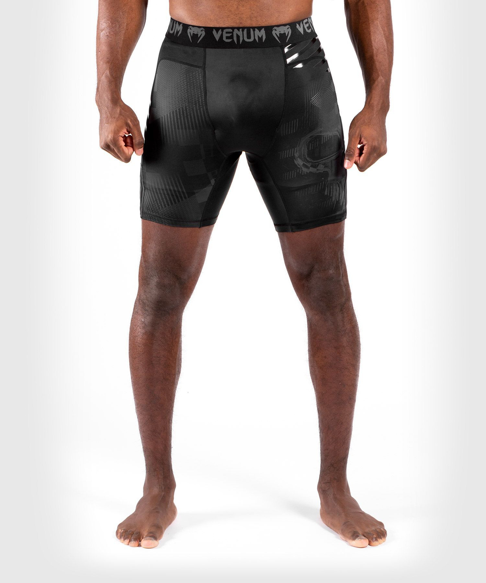 Компрессионные шорты Venum Skull Vale Tudo Shorts Black/Black