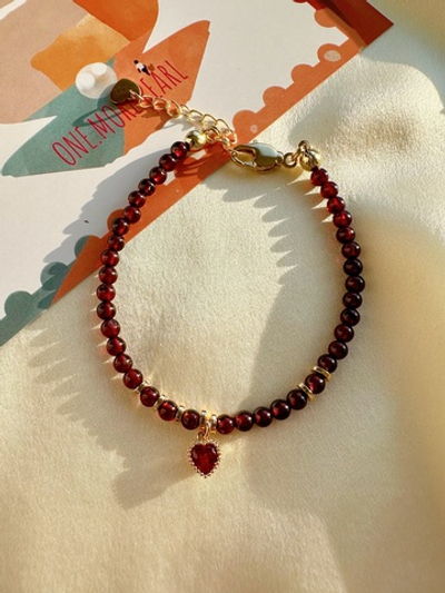 Браслет Гранатовое сердце с фианитом