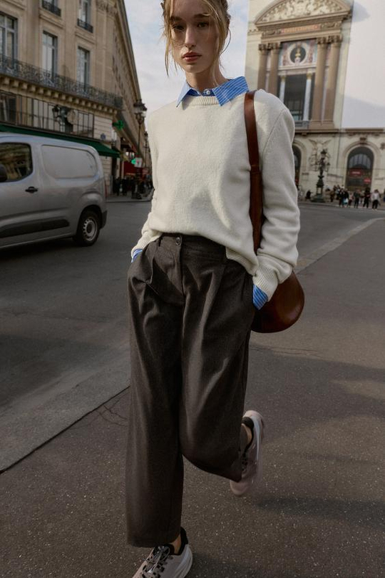 ZARA БРЮКИ С ЗАЩИПАМИ И ЭЛАСТИЧНЫМ ПОЯСОМ СЗАДИ, КОРИЧНЕВЫЙ