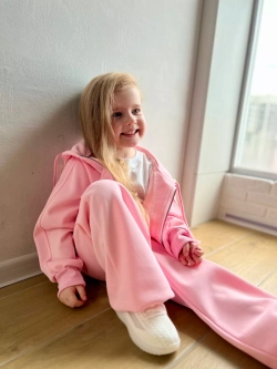 Костюм спортивный