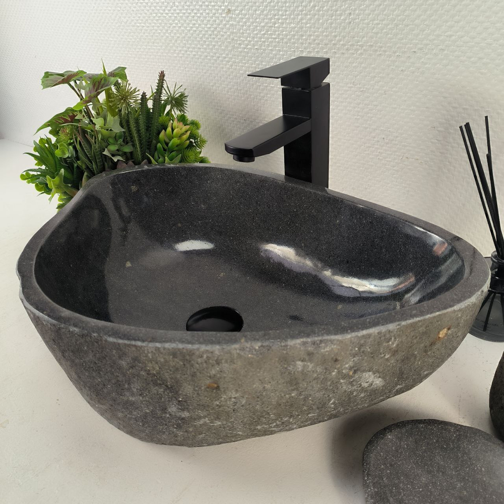 Раковина из речного камня RS-65119 51*35*15 0862