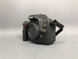 Nikon D90 (Не делает фото, ошибка EM) 36.200 кадров