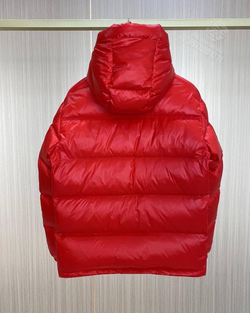 Пуховик Moncler