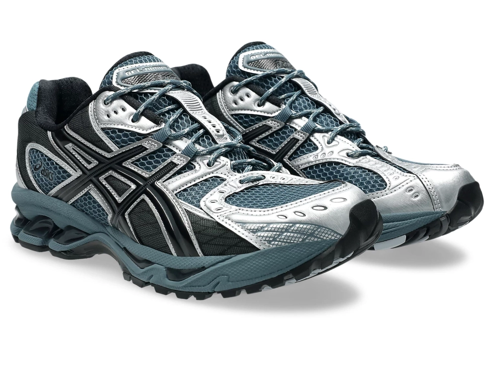 Asisc Gel-Nimbus 10.1 "Ironclad Graphite Grey"