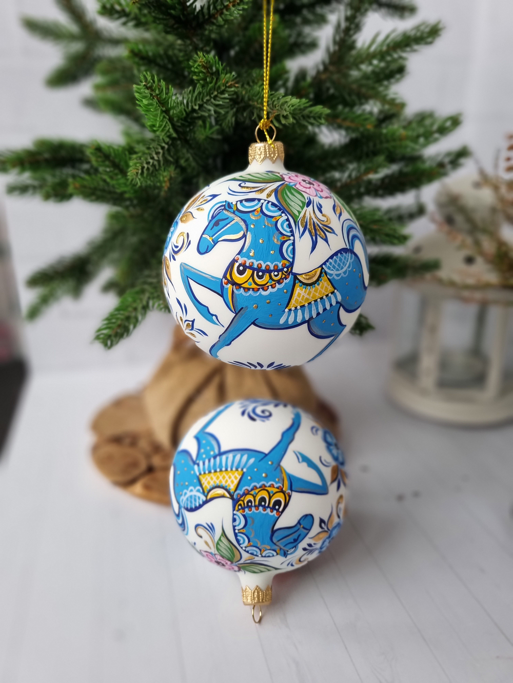 Шар стеклянный "Городецкая роспись" с лошадкой