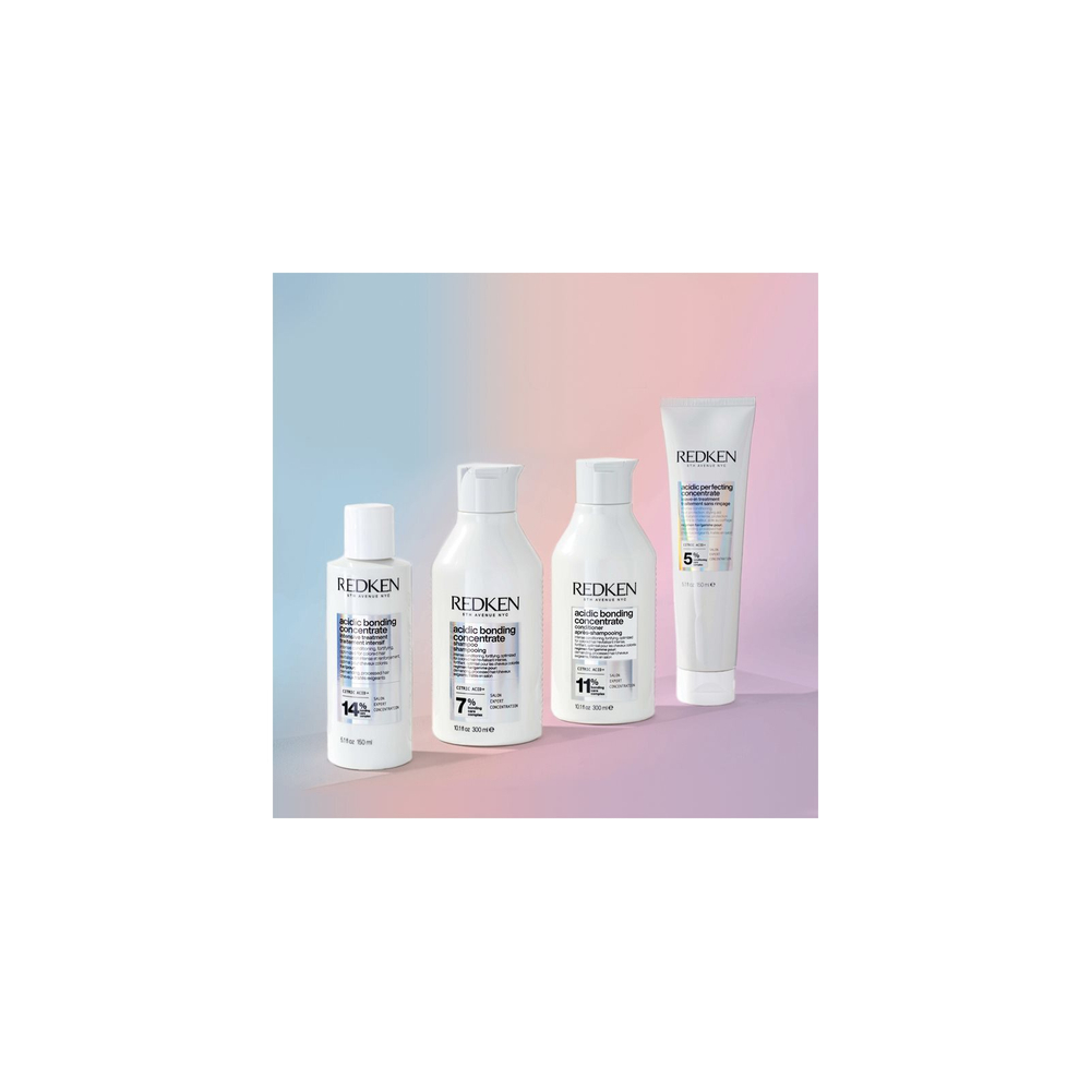 Redken Acidic Bonding Concentrate - интенсивно регенерирующий кондиционер /   300  ml  / GTIN 884486456311