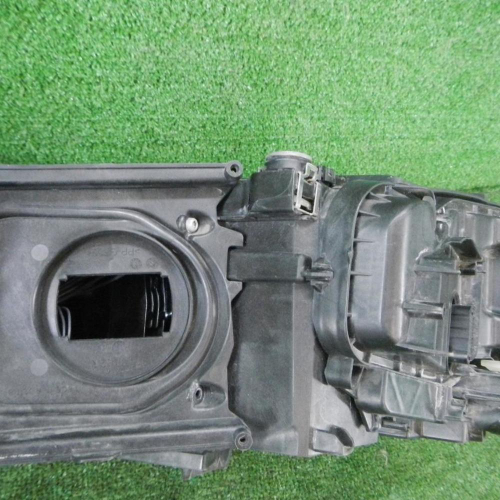 Фара правая Audi Q7 2 (2015-2019) LED