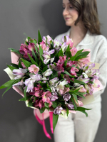 Букет из 11 альстромерий