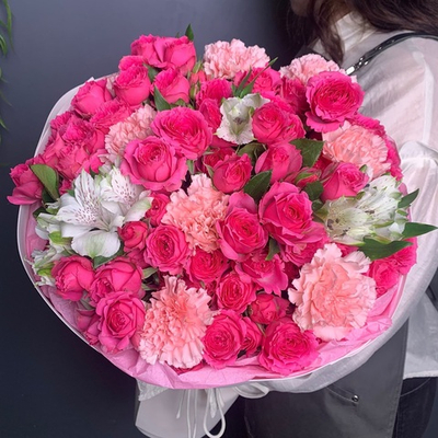 Букет "Летиция" (кустовая роза ,альстромерия,диантус)