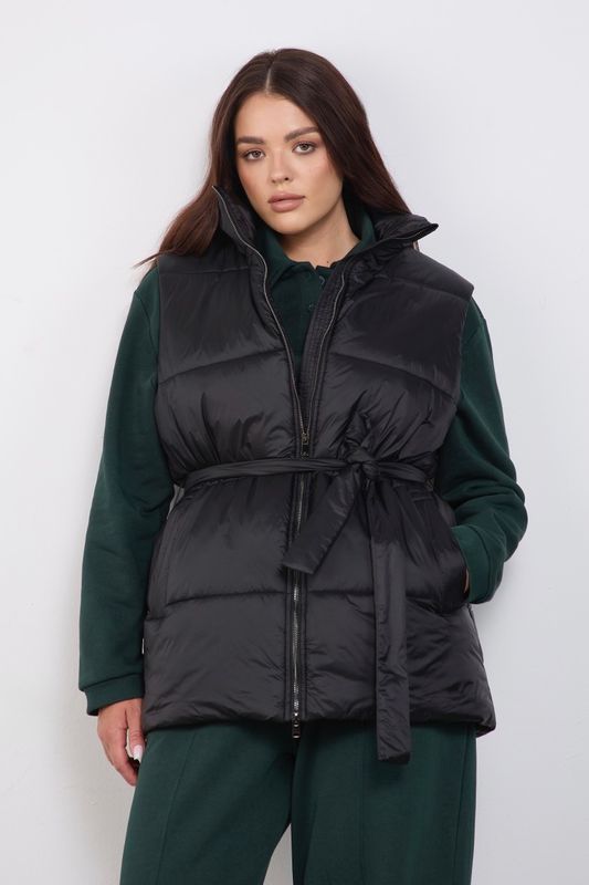 Жилет утепленный с поясом, черный