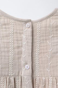 ZARA ПЛАТЬЕ И ТРУСИКИ ИЗ ТКАНИ БАМБУЛА С ВЫШИВКОЙ, ЦВЕТ ВЕРБЛЮЖЬЕЙ ШЕРСТИ