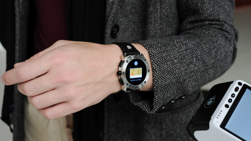 Умные наручные часы Diesel DZT2014